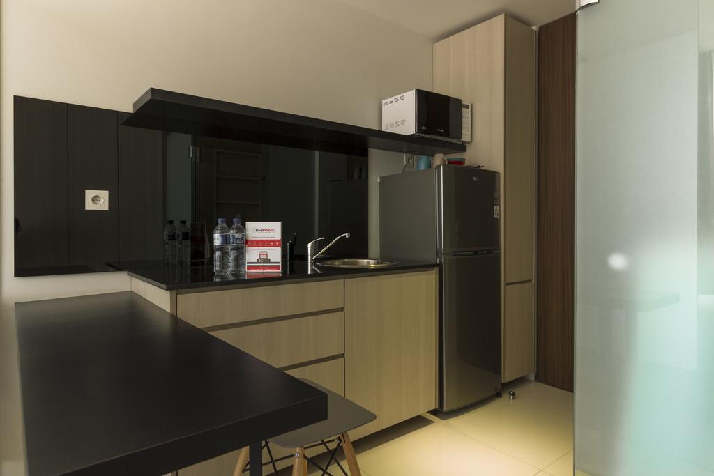 Reddoorz Plus Near Perbanas Jakarta Extérieur photo
